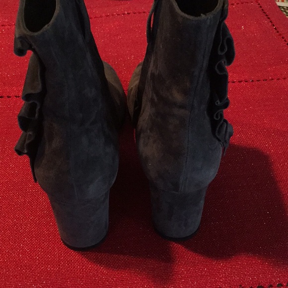Alberto Zago Made in Italy 🇮🇹 High Quality Gray Suede Booties Not Used - Picture 3 of 5